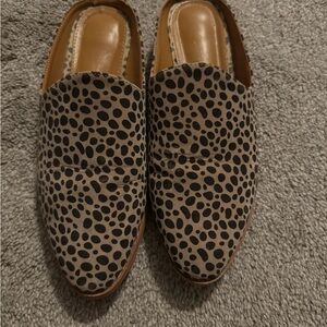 Women’s Slip-On Mules in Taupe with Black Spot Print
